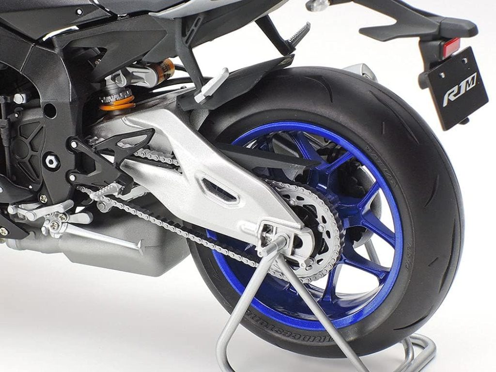 R1M Motorcycle Plastic Model Kit: Tamiya 14133 1/12 Scale Yamaha YZF-R1M