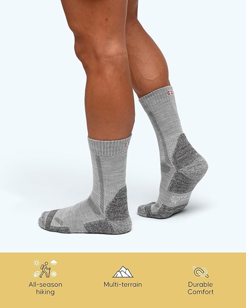 Darn Tough Socks Merino Wool Hiking Crew for Men & Women – Cushioned, Breathable, Anti-Blister Outdoor Socks, 3-Pair Pack