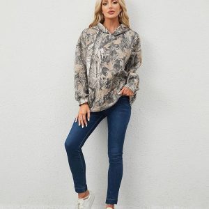 Camo Hoodie for Women: Maple Leaf Print Oversized Fleece Pullover Sweatshirt with Pocket