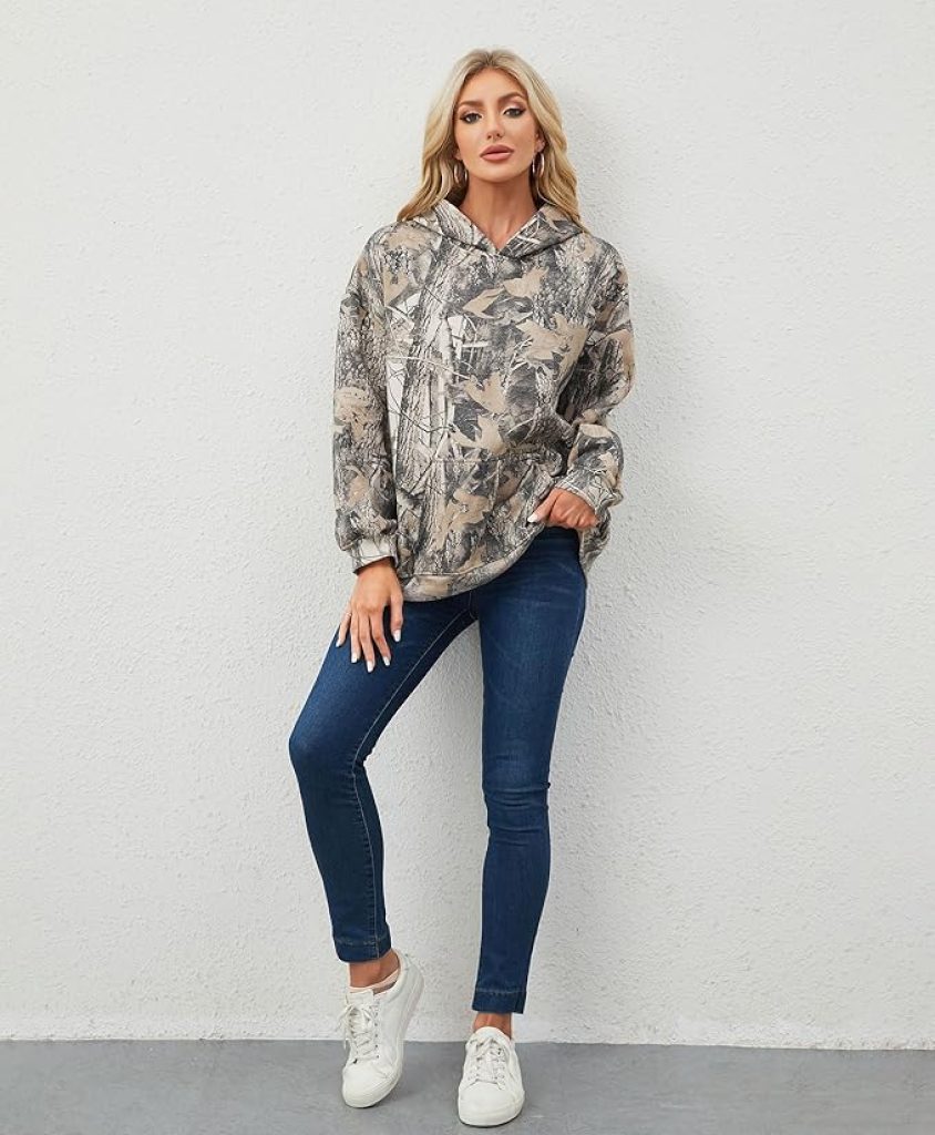 Camo Hoodie for Women: Maple Leaf Print Oversized Fleece Pullover Sweatshirt with Pocket